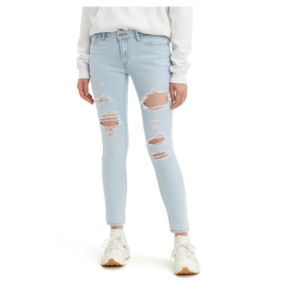Levi's Women's 711 Skinny Light Wash Distressed Jeans Size 30/10 - Picture 1 of 8